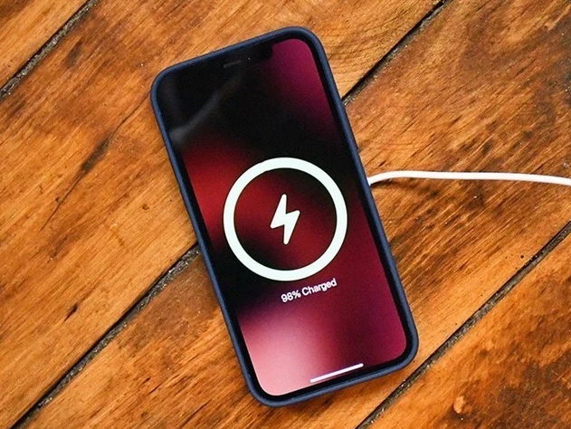 古交苹果手机维修分享iPhone 12可以随便充电吗 